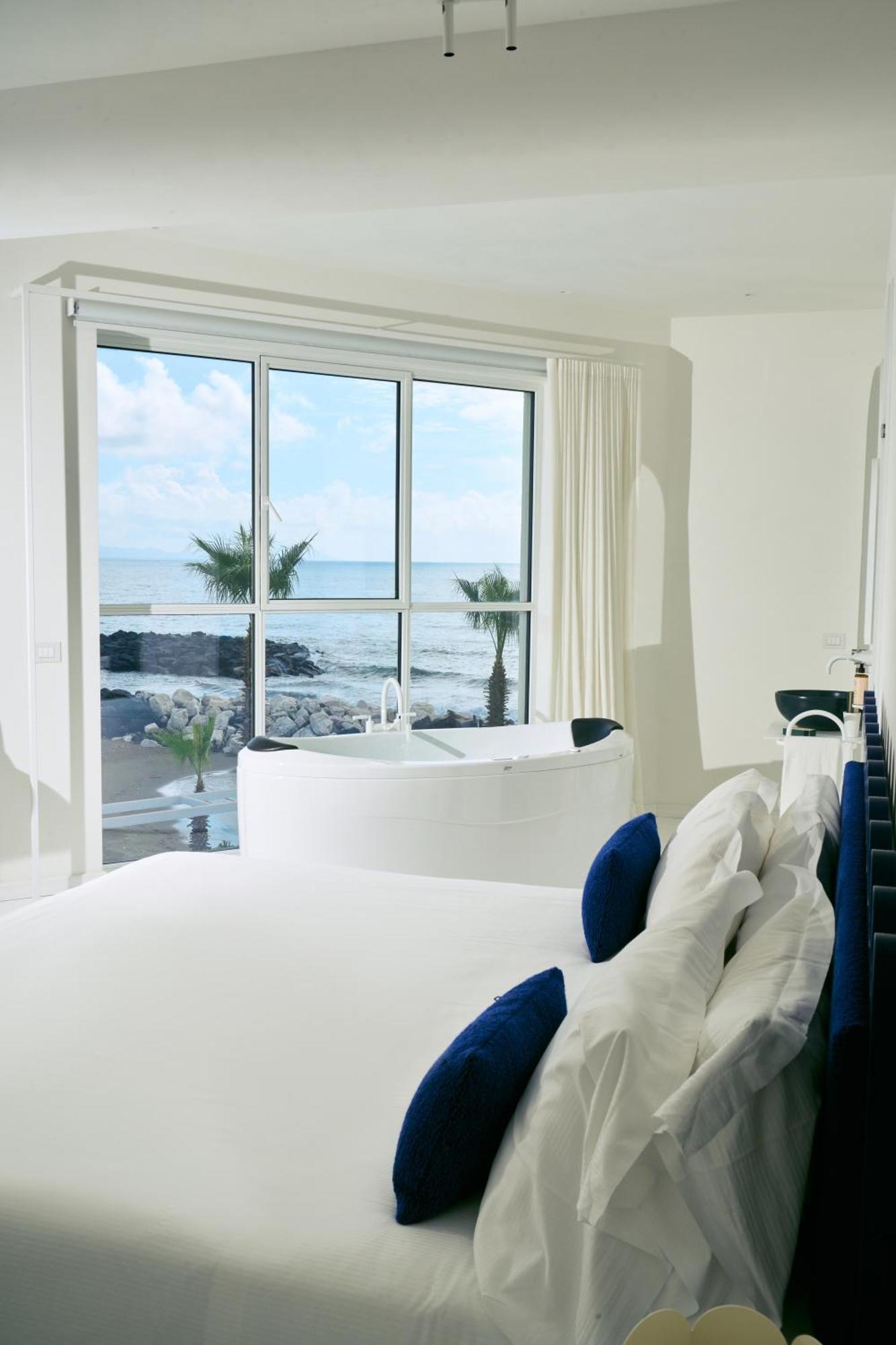 Calea Boutique Hotel Bacoli Luaran gambar